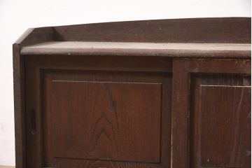 アンティーク家具　和モダンスタイルなどにおすすめな栓材製のローボード(収納棚、戸棚)(R-044773)