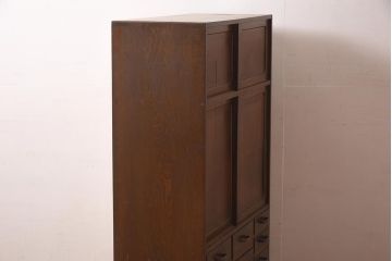 ビンテージ家具　和製ビンテージ　寄木細工　前面桑材・天板側面栓材・中桐材　パーケットが目を惹く戸棚(キャビネット、収納棚、茶箪笥、ヴィンテージ)(R-044775)