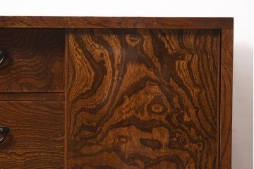 ビンテージ家具　民芸家具　前面欅(ケヤキ)材・中桐材　玉杢が魅力的な戸棚(収納棚、キャビネット)(R-044776)