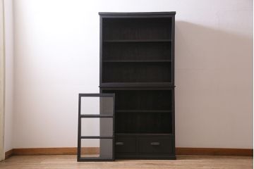 和製アンティーク　ペイント　渋くて格好良い重ね戸棚(収納棚、食器棚、本箱)(R-044780)