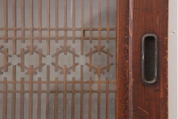アンティーク建具　昭和初期　鏡板杉材一枚板　上品な和の雰囲気漂う組子帯戸2枚セット(引き戸、ガラス帯戸)(R-044784)