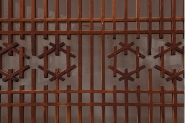 アンティーク建具　昭和初期　鏡板杉材一枚板　上品な和の雰囲気漂う組子帯戸2枚セット(引き戸、ガラス帯戸)(R-044784)