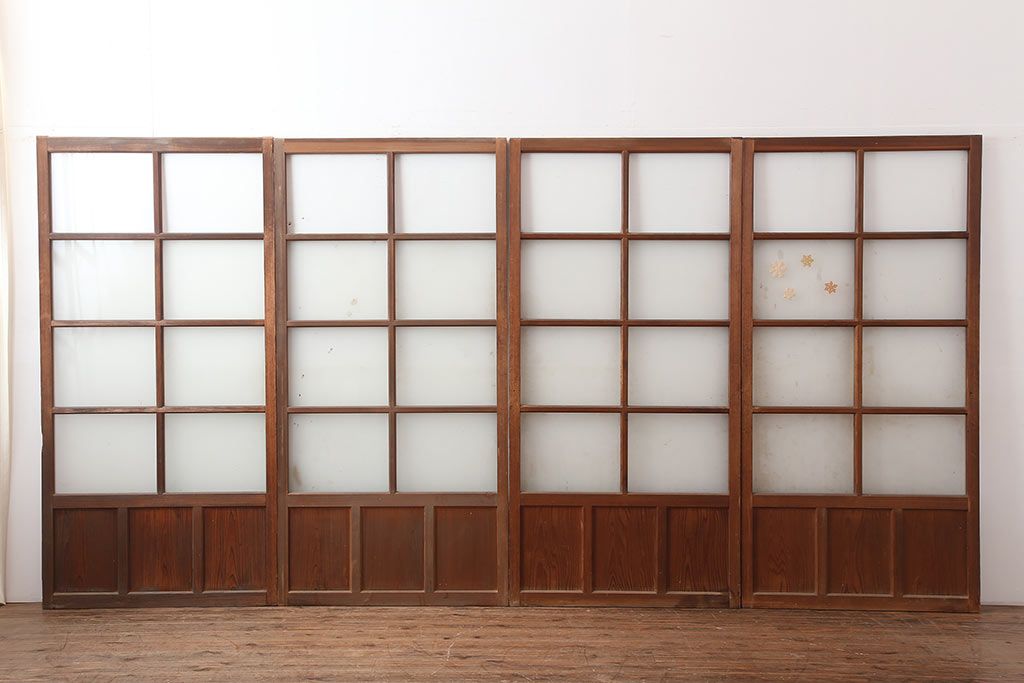 レトロ建具　昭和初期　幅広いテイストとマッチするシンプルなガラス戸4枚セット(引き戸、建具)(R-044787)