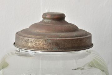 アンティーク雑貨　エンボス入り　たばこ瓶(ガラス瓶、ガラスビン、タバコ瓶) (R-044796)