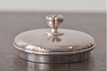 平安　光隆造　槌目打　望月形　銀瓶　約393g(茶道具、純銀、湯沸、共箱)(R-044804)