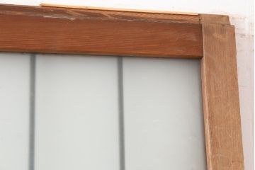 アンティーク建具　和製アンティーク　昭和初期　鉄格子入りが珍しいレトロなガラス戸(引き戸、建具)(R-044805)