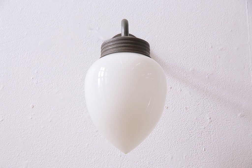 アンティーク照明　昭和初期　蕾のようなシルエットがおしゃれな壁付け照明(ウォールライト、ウォールランプ)(R-044811)