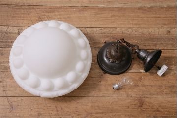 アンティーク照明　大正昭和初期　大正ロマン　モダンなデザインの大振りな天井照明(吊り下げ照明、ペンダントライト)(R-044813)