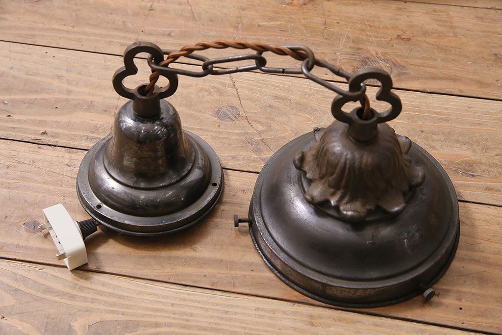 アンティーク照明　大正昭和初期　大正ロマン　モダンなデザインの大振りな天井照明(吊り下げ照明、ペンダントライト)(R-044813)