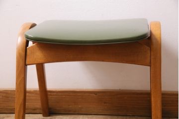 和製ビンテージ　秋田木工　曲木家具　ナチュラルな雰囲気がお洒落なスタッキングスツール(スツール、椅子)(R-044820)