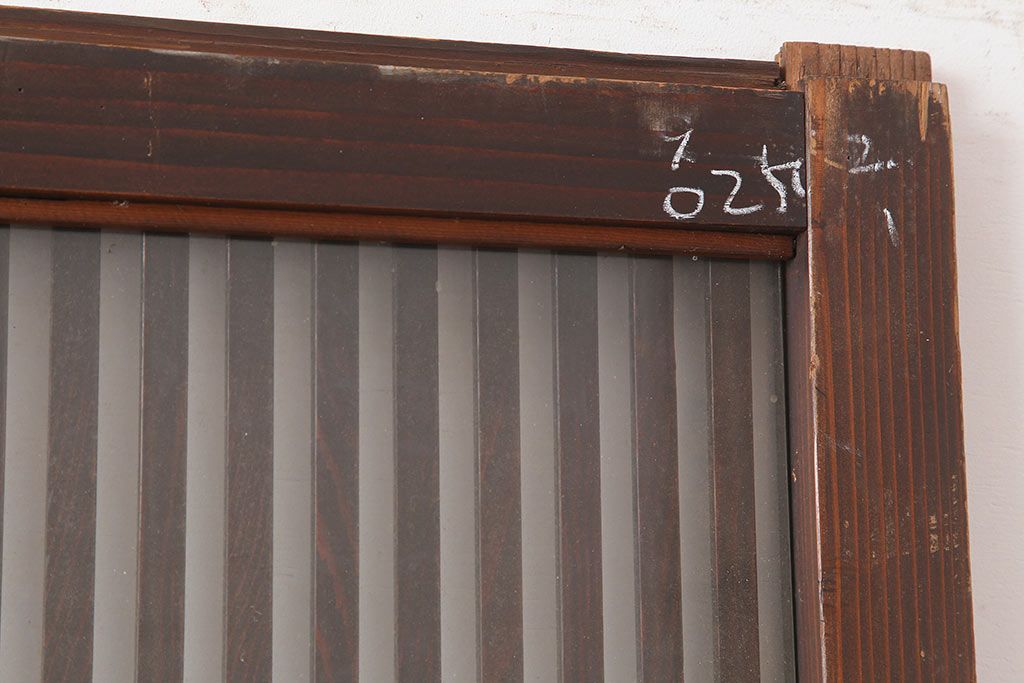 アンティーク建具　和製アンティーク　大正期　幅広サイズが珍しい格子戸　(R-044845)