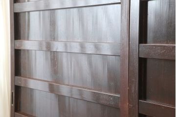 アンティーク建具　和製アンティーク　明治期　存在感たっぷりの舞良戸2枚セット(蔵戸、玄関戸、引き戸、建具)(R-044846)