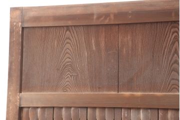 アンティーク建具　明治期　板部ケヤキ材　竹の装飾が珍しい蔵戸(玄関戸、引き戸、建具)(R-044848)