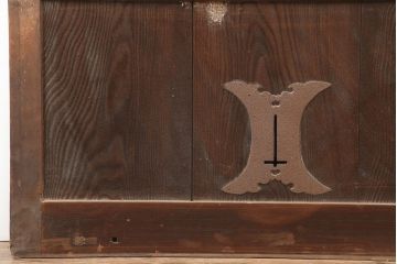 アンティーク建具　明治期　板部ケヤキ材　竹の装飾が珍しい蔵戸(玄関戸、引き戸、建具)(R-044848)