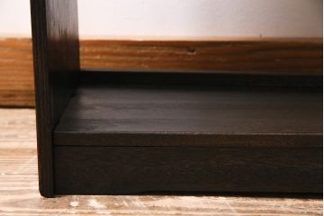 和製アンティーク　昭和中期　シックな色合いの小振りな本棚(マガジンラック、オープンラック、シェルフ、棚)(R-044851)