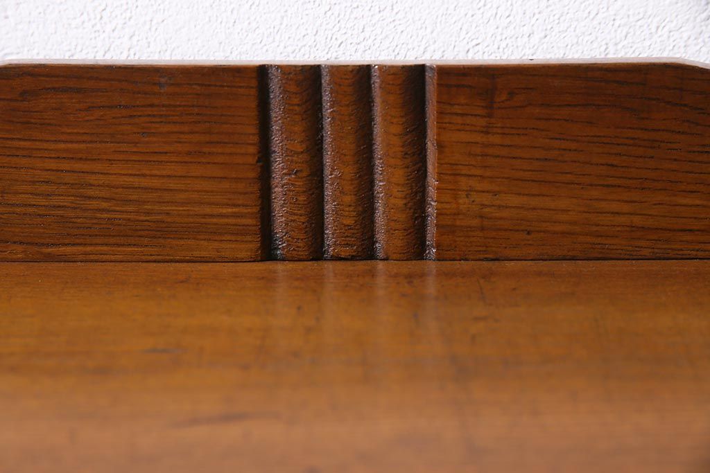 アンティーク家具　昭和レトロ　栓材　楔式　透かしがおしゃれな本棚(飾り棚、シェルフ)(R-044852)