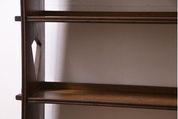アンティーク家具　昭和レトロ　栓材　楔式　透かしがおしゃれな本棚(飾り棚、シェルフ)(R-044852)