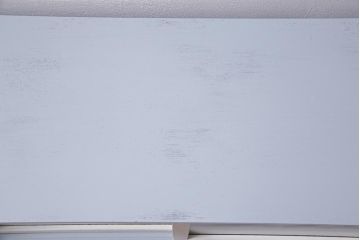 レトロ家具　モールガラス　フレンチカラーがおしゃれなペイント戸棚(収納棚、キャビネット、ローボード)(R-044853)