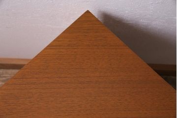 ヴィンテージ家具　北欧ビンテージ　G-PLAN(ジープラン)　Fresco(フレスコ)　チーク材製のコーナーキャビネット(収納棚、戸棚)(R-044856)
