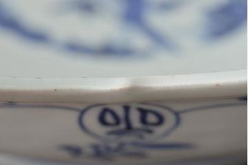 江戸期　上手物　古伊万里　窓絵染付　松竹梅見込　変形深鉢(深皿、和食器)(R-044862)