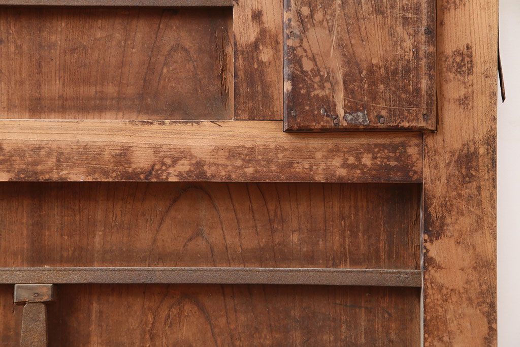 アンティーク建具　和製アンティーク　明治期　総ケヤキ材　存在感たっぷりの蔵戸(玄関戸、引き戸、建具)(R-044869)