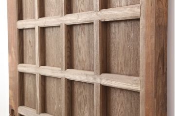 アンティーク建具　和製アンティーク　明治～大正期　総ケヤキ材　木目が味わい深い蔵戸　(R-044870)