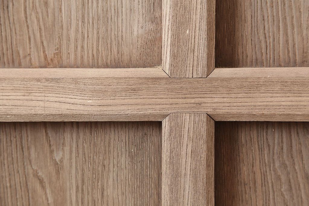 アンティーク建具　和製アンティーク　明治～大正期　総ケヤキ材　木目が味わい深い蔵戸　(R-044870)