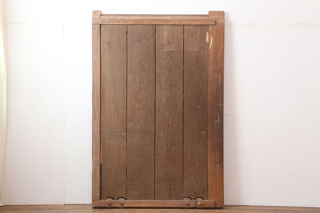 アンティーク建具　和製アンティーク　明治～大正期　総ケヤキ材　木目が味わい深い蔵戸　(R-044870)
