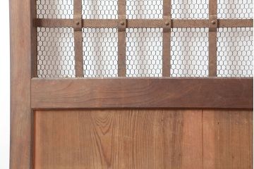 アンティーク建具　明治期　ケヤキ材・ヒノキ材　鉄格子入り　粋な雰囲気が格好いい蔵戸(玄関戸、引き戸、建具)(R-044875)