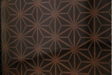 アンティーク家具　明治期　古箪笥リメイク　組子入り　味わい深い風合いが魅力の時代箪笥テレビ台(ローボード、収納棚)(R-044877)