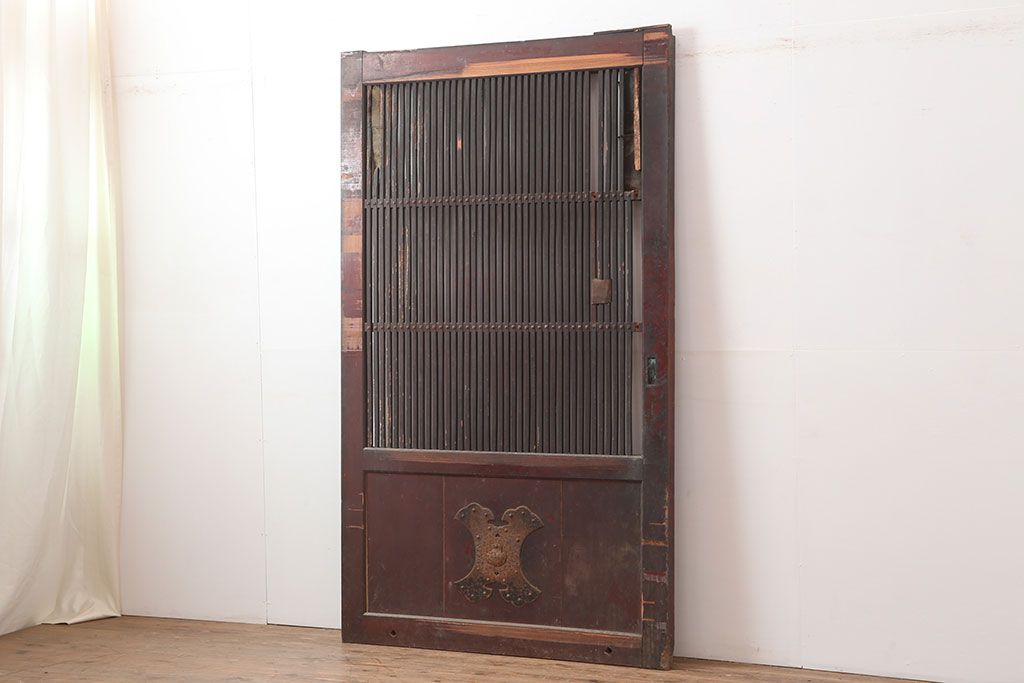 アンティーク建具　明治期　総ケヤキ材　味わい深い雰囲気たっぷりの格子蔵戸(玄関戸、格子戸、引き戸、建具)(R-044888)