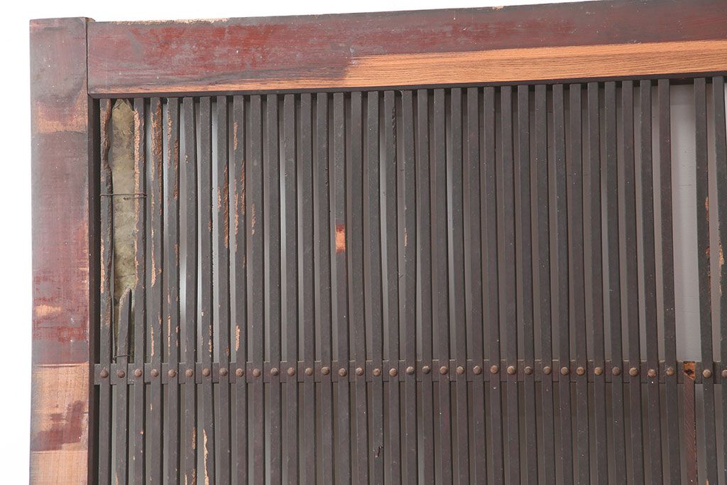 アンティーク建具　明治期　総ケヤキ材　味わい深い雰囲気たっぷりの格子蔵戸(玄関戸、格子戸、引き戸、建具)(R-044888)