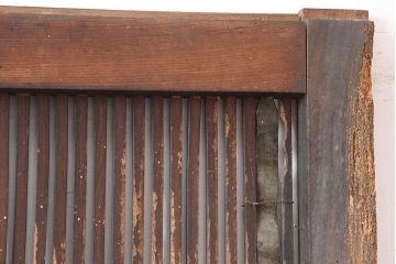 アンティーク建具　明治期　総ケヤキ材　味わい深い雰囲気たっぷりの格子蔵戸(玄関戸、格子戸、引き戸、建具)(R-044888)