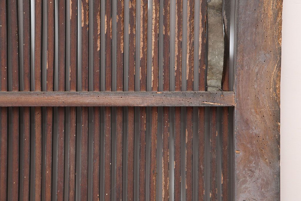 アンティーク建具　明治期　総ケヤキ材　味わい深い雰囲気たっぷりの格子蔵戸(玄関戸、格子戸、引き戸、建具)(R-044888)