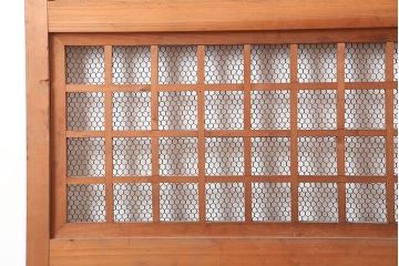 アンティーク建具　明治大正期　総ヒノキ材　亀甲金網　和の風情溢れる格子蔵戸(玄関戸、引き戸、建具)(R-044893)