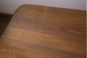 ヴィンテージ家具　イギリスビンテージ　ERCOL(アーコール)　エルム材　クラシカルな印象のダイニングテーブル(リフェクトリーテーブル)(R-044896)