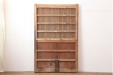 アンティーク建具　大正昭和初期　ヒノキ材　升目格子が目を惹く蔵戸(玄関戸、引き戸、建具)(R-044898)