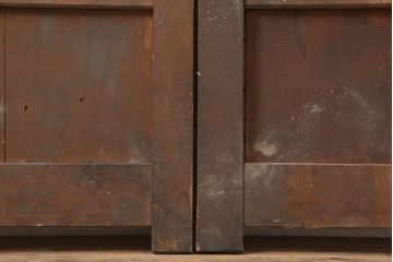 アンティーク建具　ヒノキ材　昭和初期　味わいのある風合いの門扉一対(蔵戸、建具、玄関戸)(R-044900)