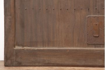 アンティーク建具　明治～大正期　総ケヤキ材　重厚感漂う格子蔵戸　(R-044903)