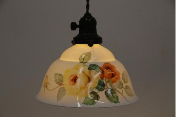アンティーク家具　オールドノリタケ・則武(日陶)　ローズ(薔薇)　鮮やかな絵柄が目を引く電笠(天井照明、シェード)(R-044907)
