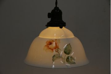 アンティーク家具　オールドノリタケ・則武(日陶)　ローズ(薔薇)　鮮やかな絵柄が目を引く電笠(天井照明、シェード)(R-044907)