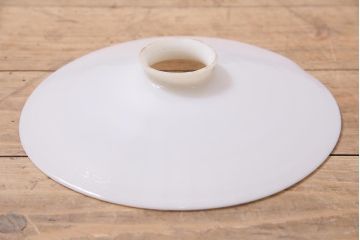 アンティーク照明　昭和レトロ　懐かしさ溢れる平笠シェードのペンダントライト(天井照明、吊り下げ照明、電笠)(R-044910)