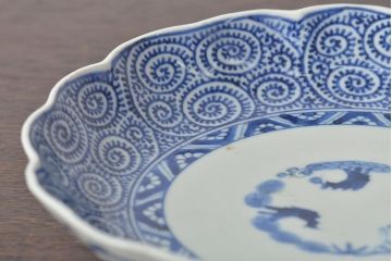 江戸期　古伊万里　大明成化年製　蛸唐草文　七寸皿2枚(変形皿、和食器)(R-044919)