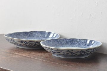 江戸期　古伊万里　大明成化年製　蛸唐草文　七寸皿2枚(変形皿、和食器)(R-044919)
