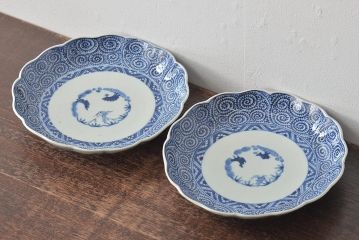 江戸期　古伊万里　大明成化年製　蛸唐草文　七寸皿2枚(変形皿、和食器)(R-044920)