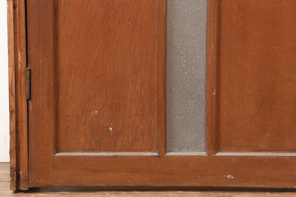 アンティーク建具　昭和中期　ガラス入りのデザインが魅力のドア(木製扉)(R-044922)