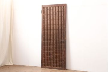 アンティーク建具　明治大正期　木味が魅力の古い格子扉(木製ドア)(R-044930)