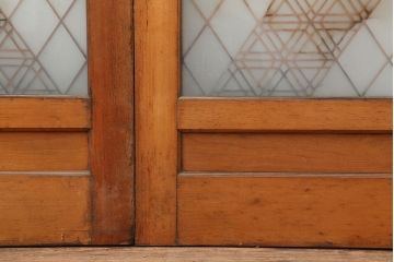 アンティーク建具　昭和中期　胡麻・麻の葉　組子がおしゃれなガラス戸2枚セット(引き戸、建具)(R-044935)