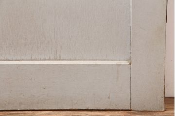 ヴィンテージ建具　昭和中期　フレンチナチュラルな空間に合うペイントドア　(R-044939)