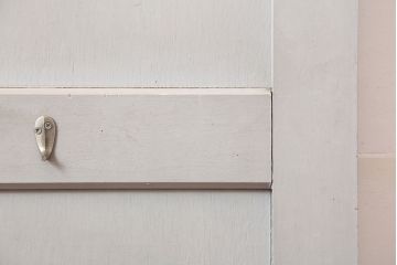 アンティーク建具　昭和中期　フレンチナチュラルな空間に合うペイントドア(木製扉)(R-044943)